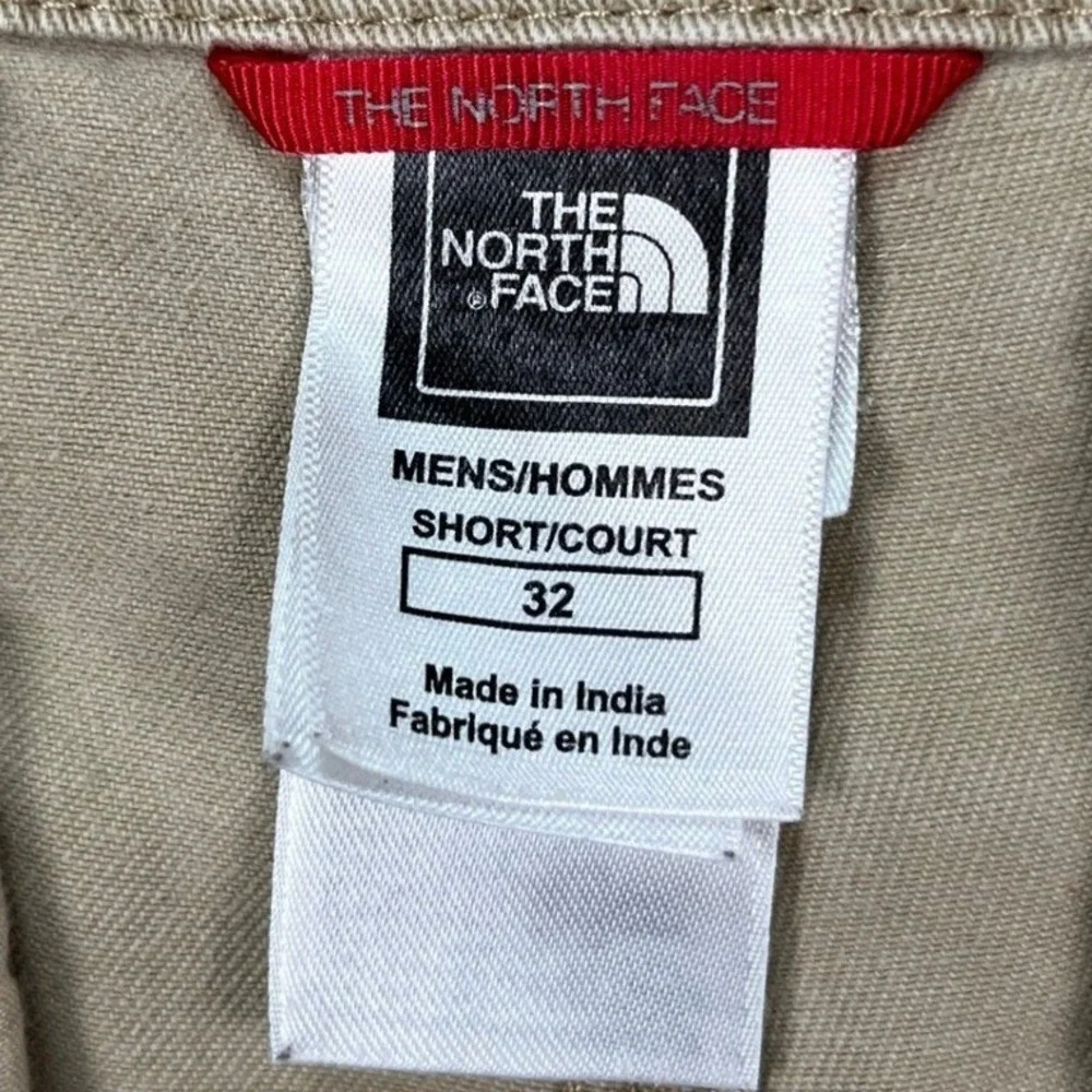 The North Face Mens Beige Cargo Shorts Size 32 Casual Flap Pocket Outdoor Hiking